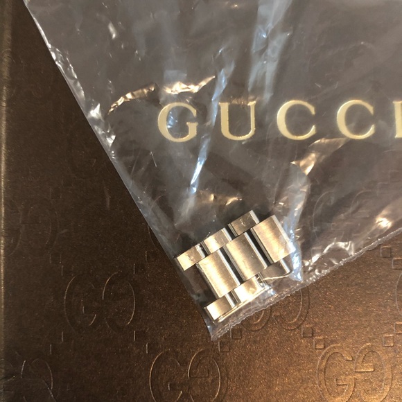 Authentic Gucci Watch main image 8